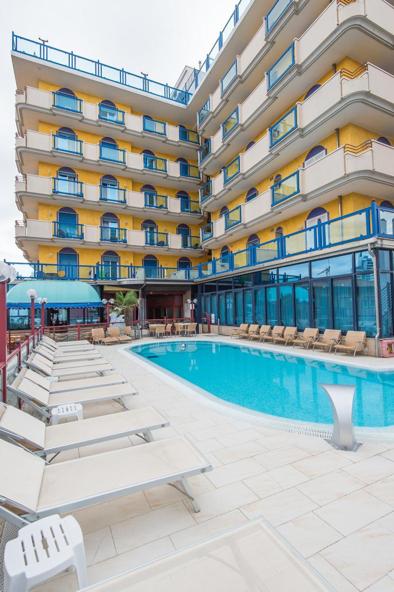 Hotel Brioni Mare Lido di Jesolo Kültér fotó